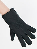 Sheepskin gloves