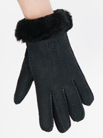 Sheepskin gloves